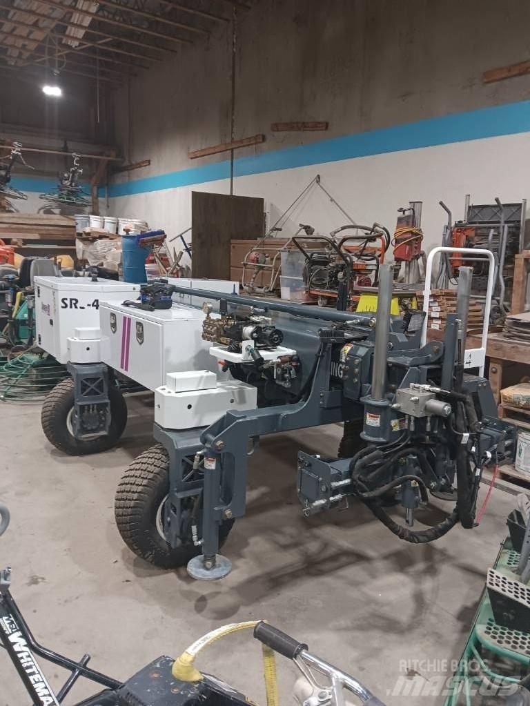 Somero SRS-4 Beton verdeelmasten