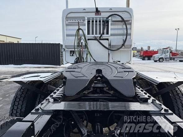 Kenworth T880 Trekkers