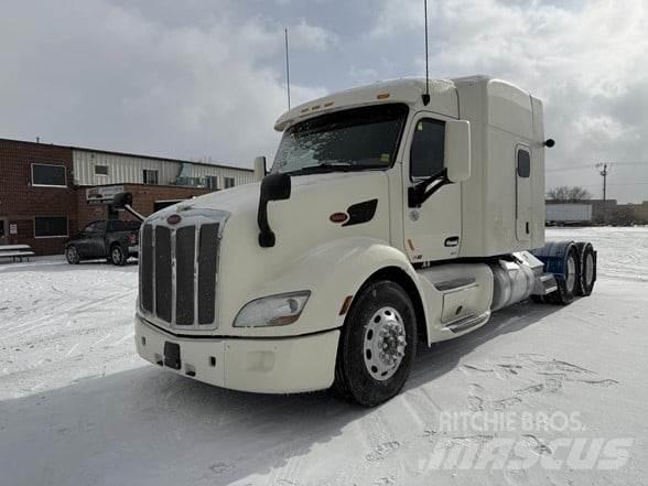 Peterbilt 579 Trekkers