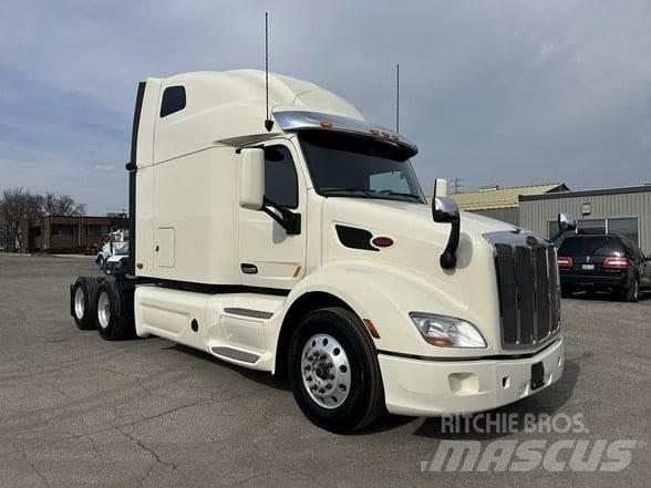 Peterbilt 579 Trekkers
