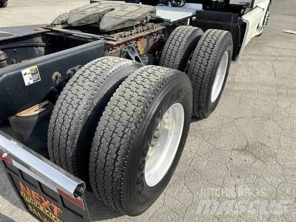 Peterbilt 579 Trekkers