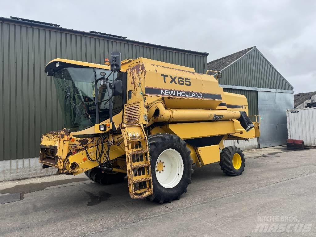 New Holland TX 65 Maaidorsmachines