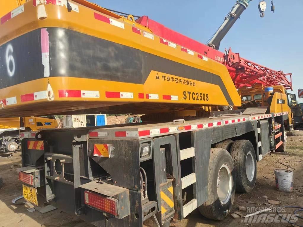 Sany STC250S Takels, lieren en materiaalliften