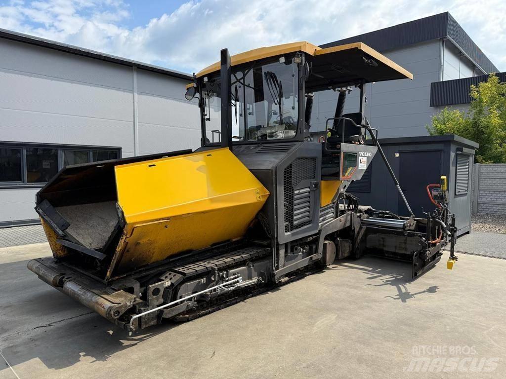 Volvo P 7820 D Asfaltafwerkmachines