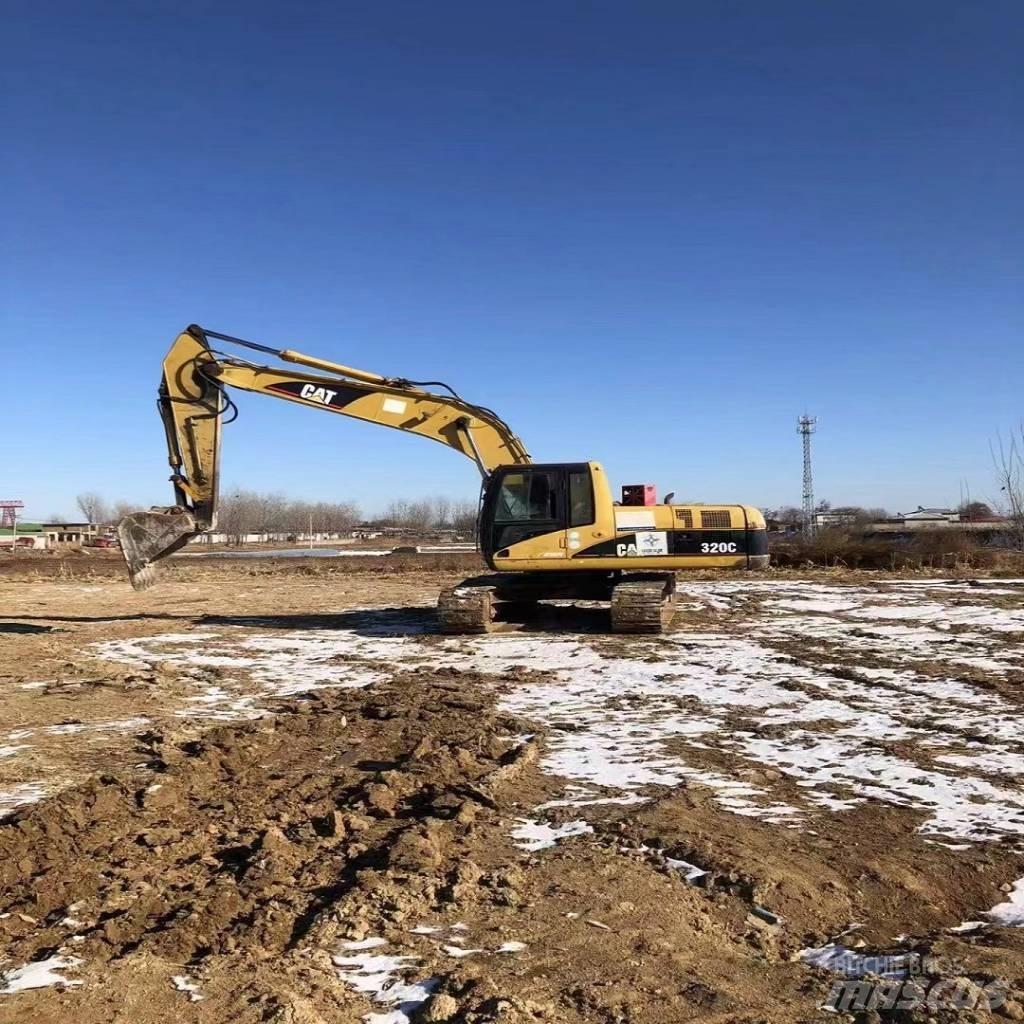 CAT 320 C Rupsgraafmachines