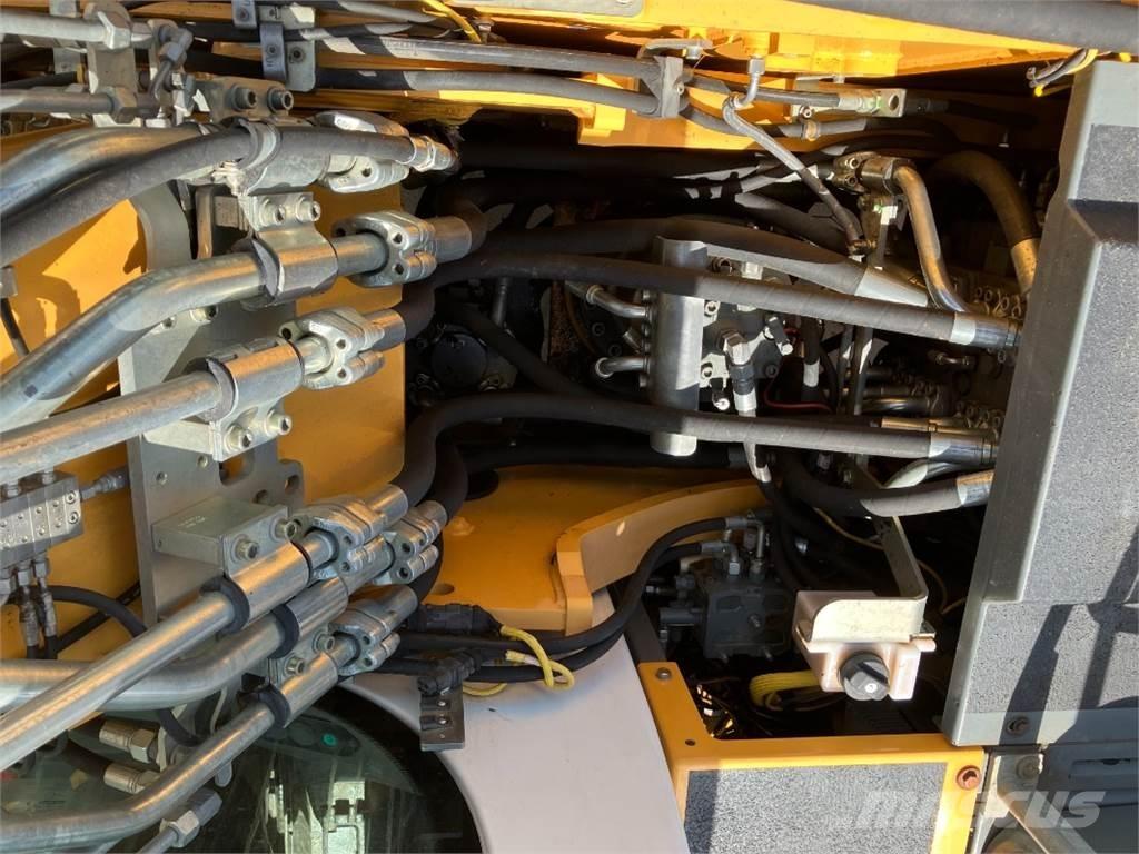 Liebherr R926 Rupsgraafmachines
