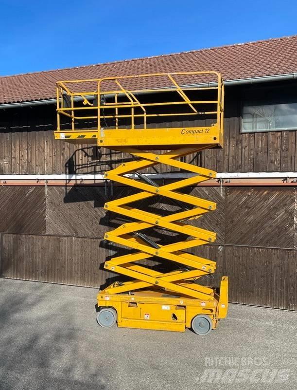 Haulotte Compact 12 Schaarhoogwerkers