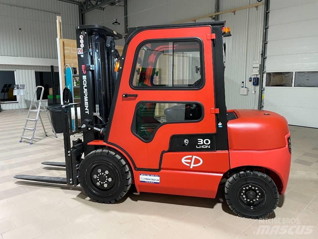 EP EFL302 Elektrische heftrucks