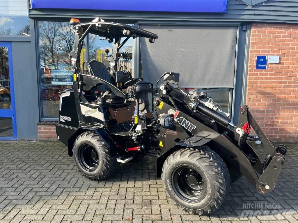 GiANT G2300 X-TRA HD Knik- en schrankladers