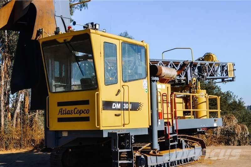 Atlas Copco DM30 Surface drill rigs