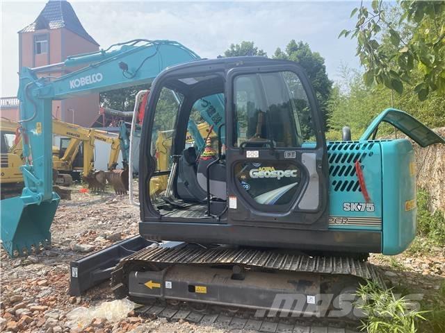 Kobelco SK 75 Rupsgraafmachines