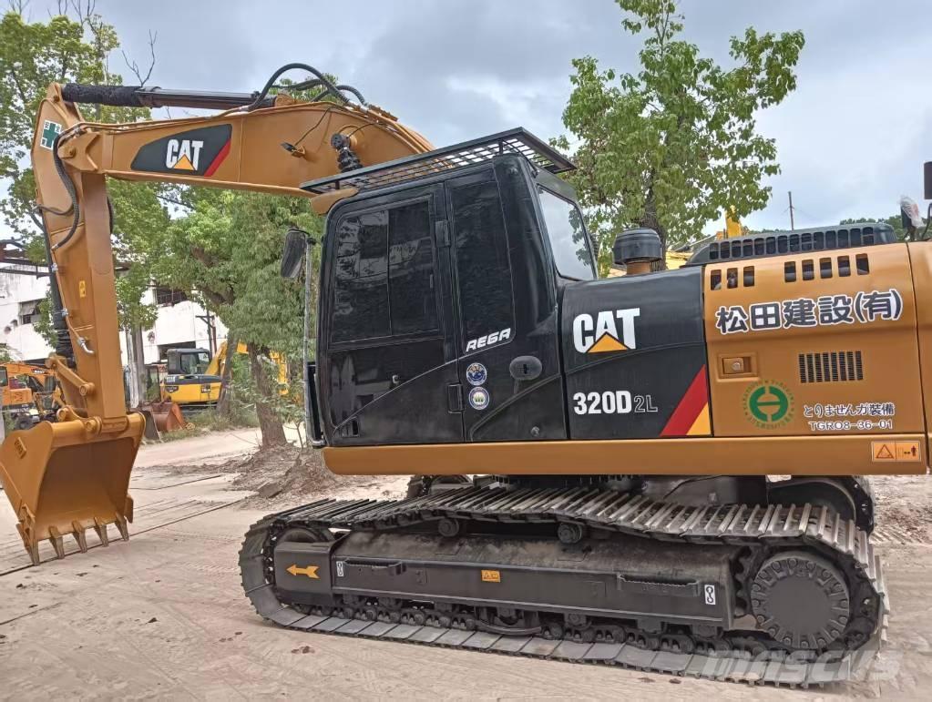 CAT 320 D2 Rupsgraafmachines