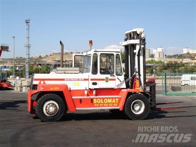 Svetruck 1875-33 Containerheftrucks