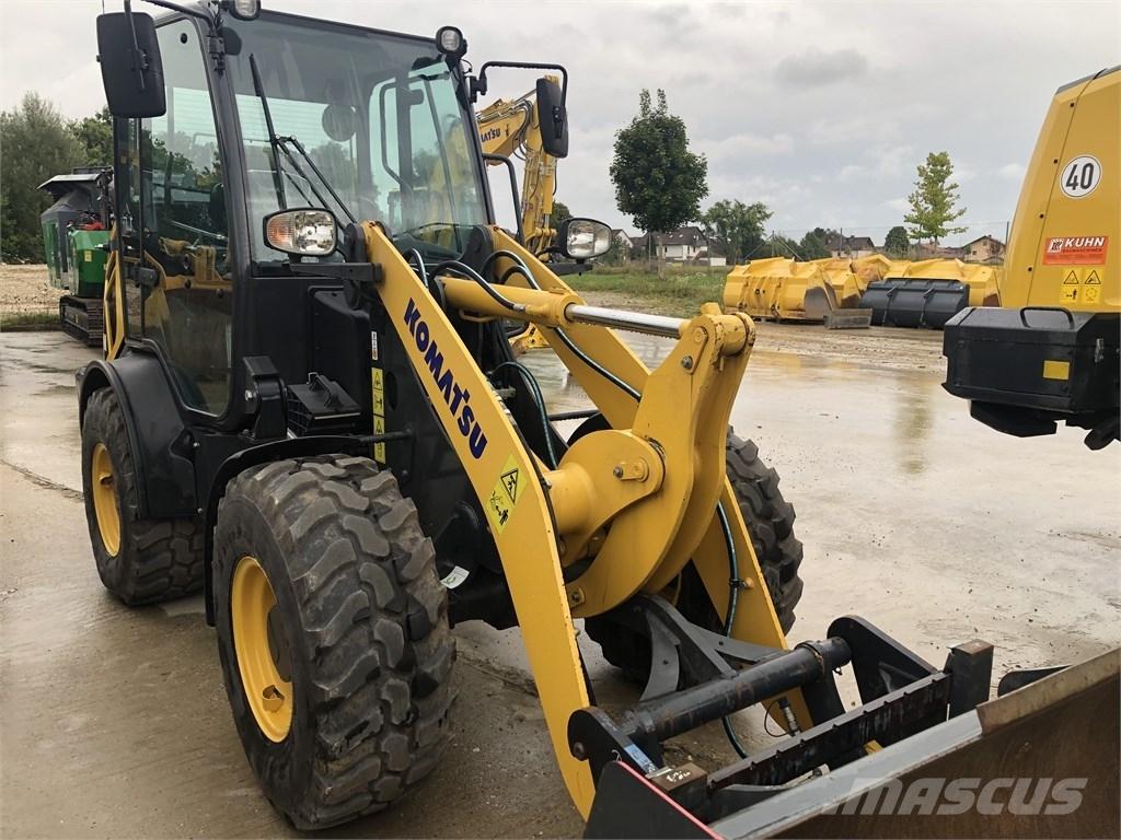 Komatsu WA70M-8 Miniladers