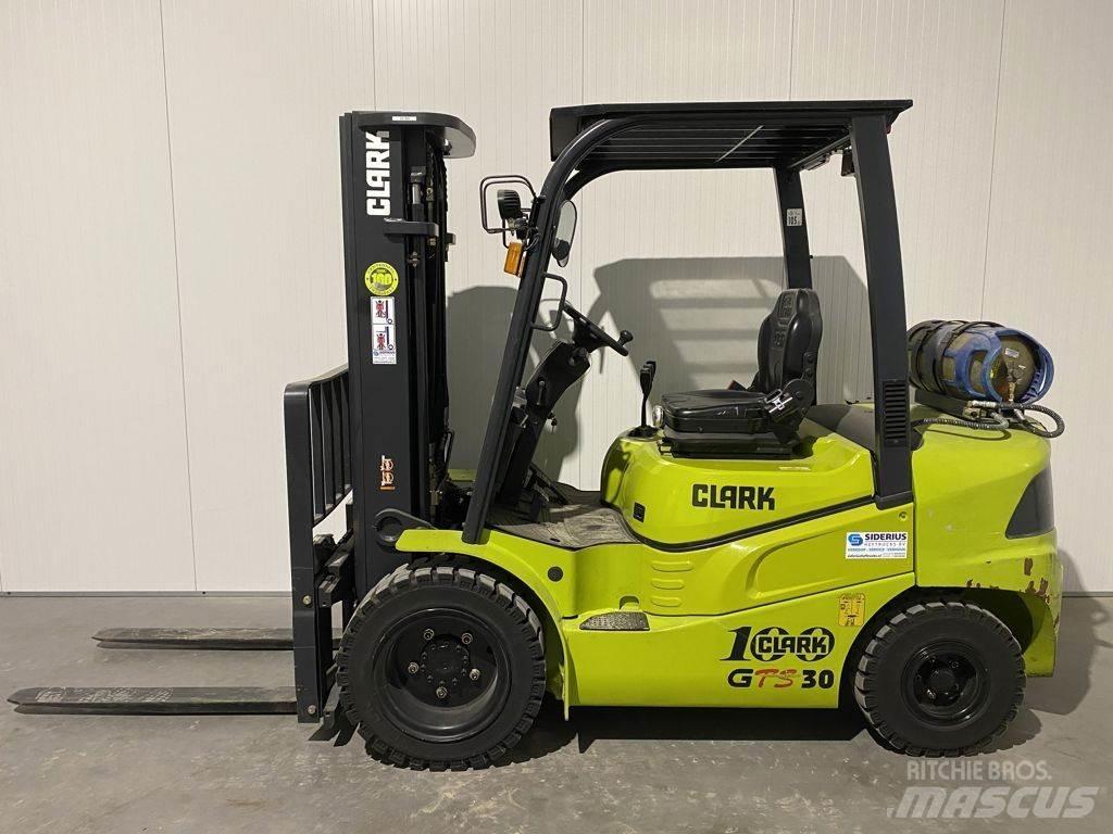 Clark GTS30 LPG heftrucks
