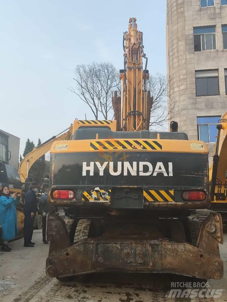 Hyundai 210W-9 Wielgraafmachines