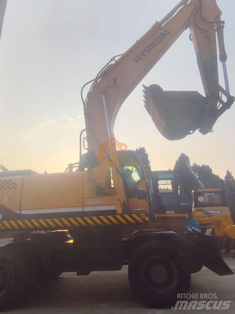 Hyundai 210W-9 Wielgraafmachines