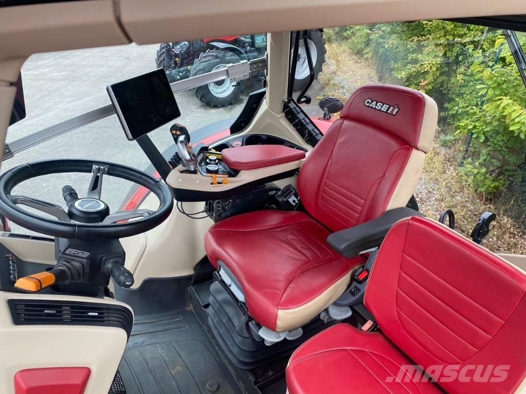 Case IH OPTUM 300 Tractoren