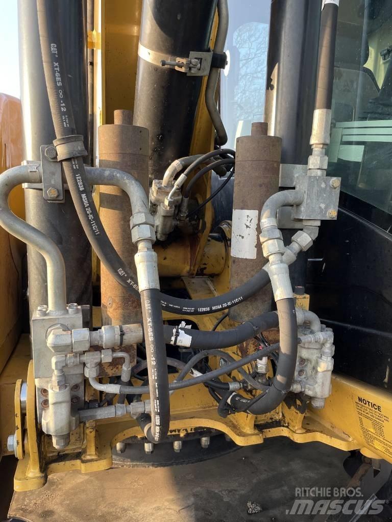 CAT M 313 D Wielgraafmachines