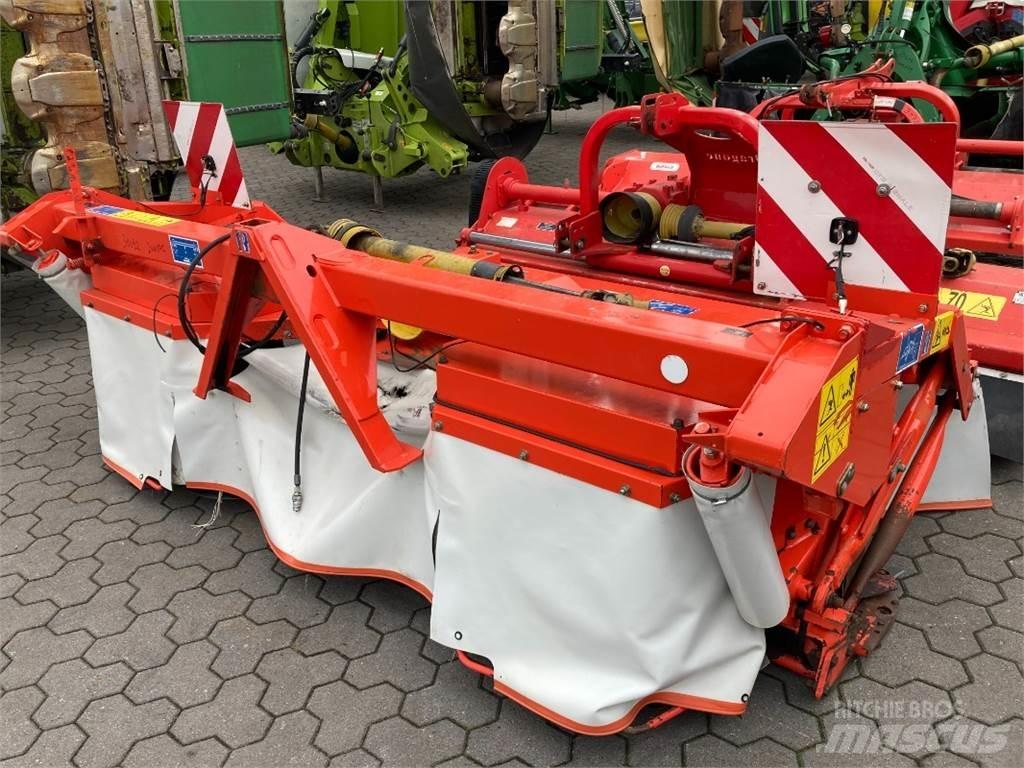 Kuhn GMD 802 F Maaikneuzers