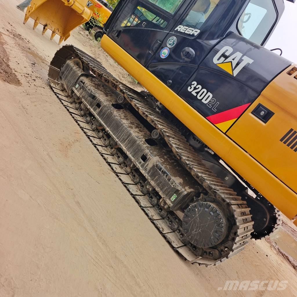 CAT 320 D2L Rupsgraafmachines