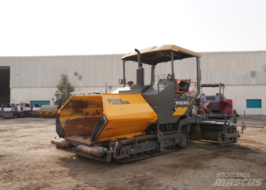 Volvo P5320B Asfaltafwerkmachines