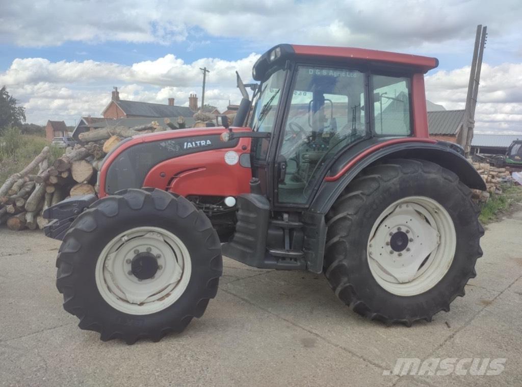 Valtra N 101 Tractoren