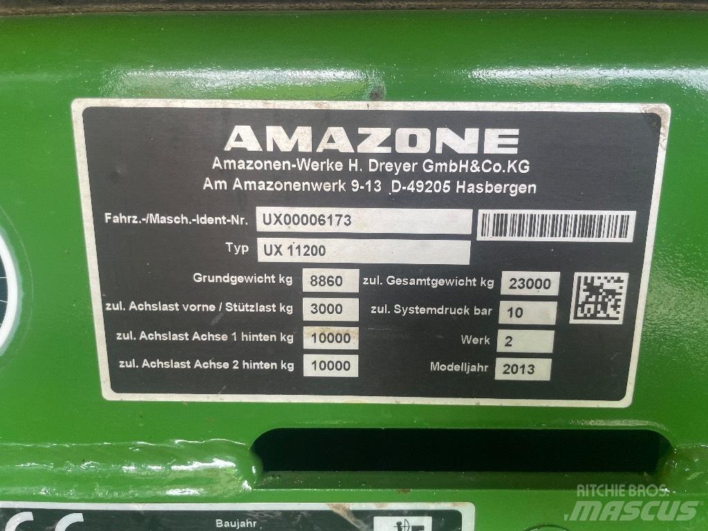 Amazone UX 11200 Getrokken spuitmachines