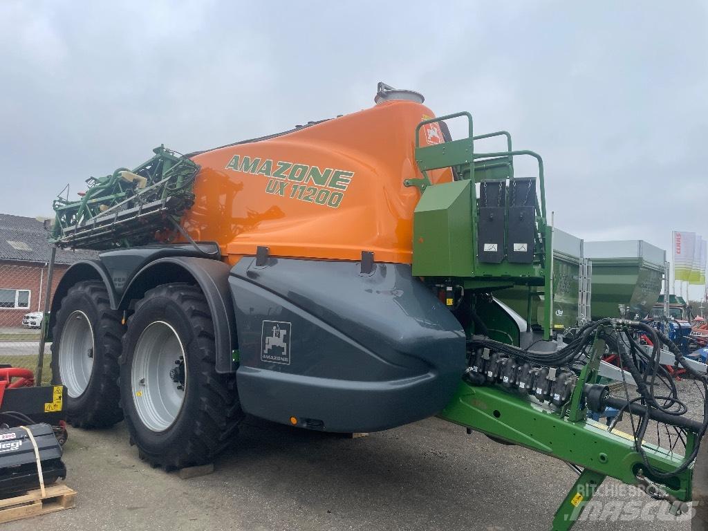 Amazone UX 11200 Getrokken spuitmachines