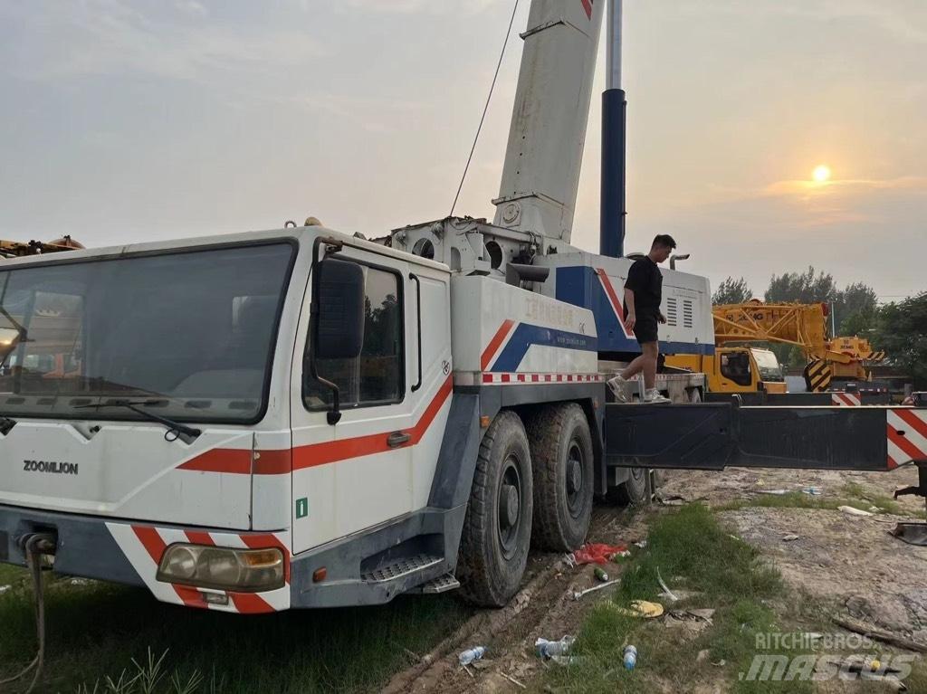 Zoomlion QY220V Kranen voor alle terreinen