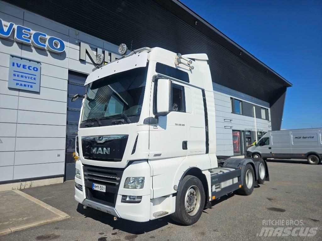 MAN TGX 580 6x2 Trekkers