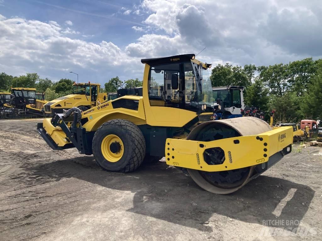 Bomag BW 213 DH-5 Trilrolwalsen