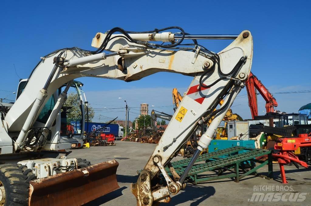 CASE WX 145 Wielgraafmachines