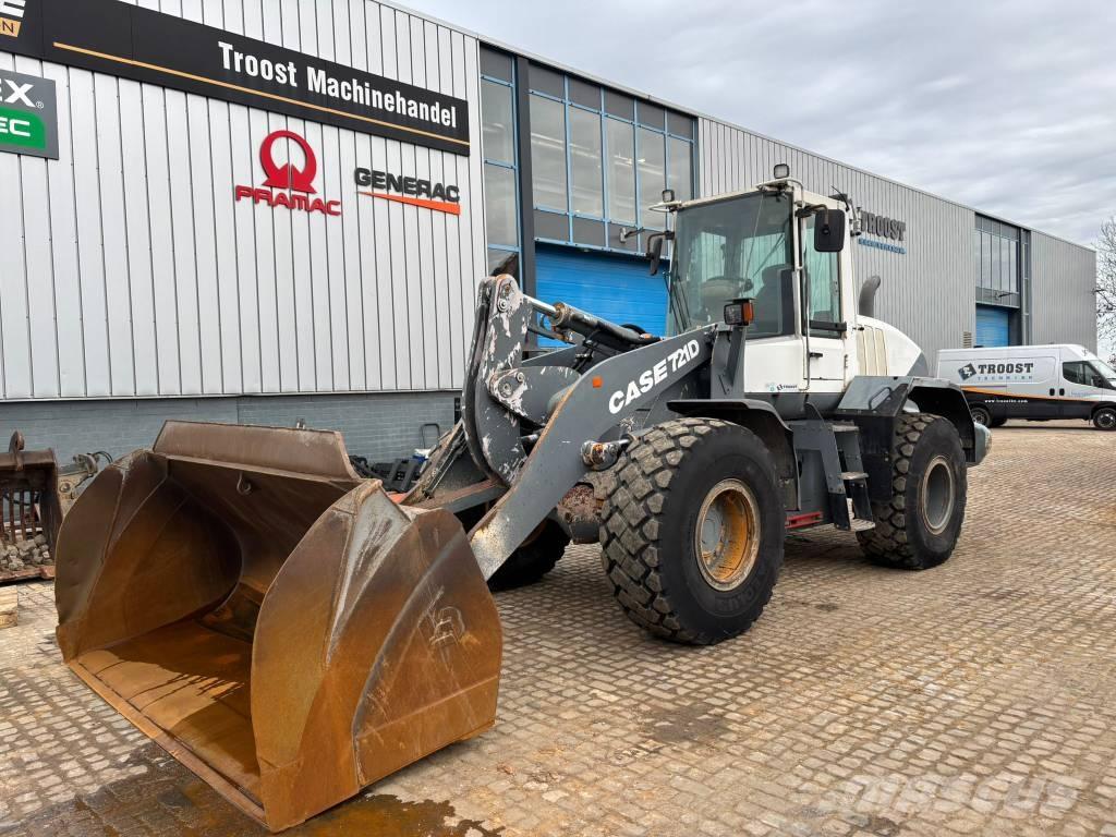 CASE 721 D Wielladers