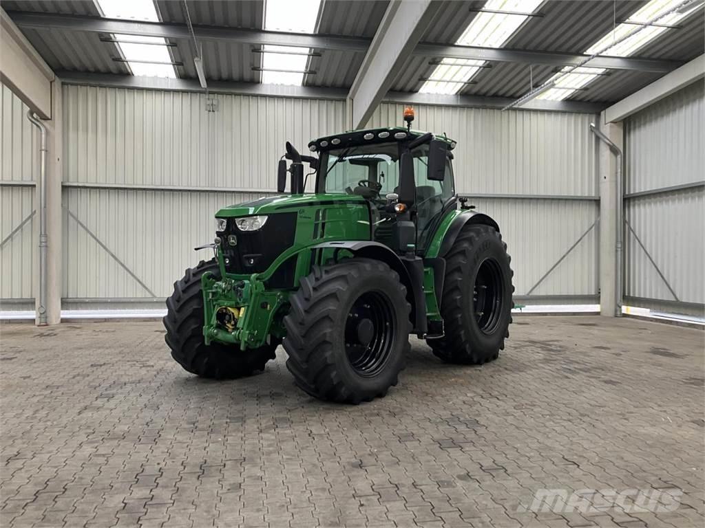 John Deere 6250R Tractoren