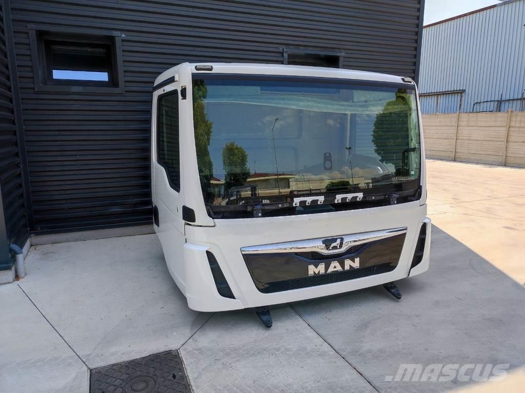 MAN DAY CAB Cabine en interieur