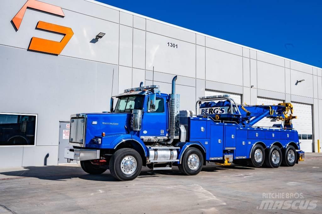 Western Star 4900 Trekkers