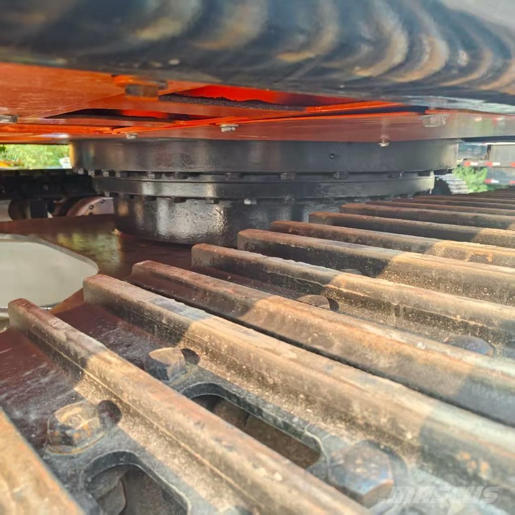 Doosan DX 300 LC Rupsgraafmachines