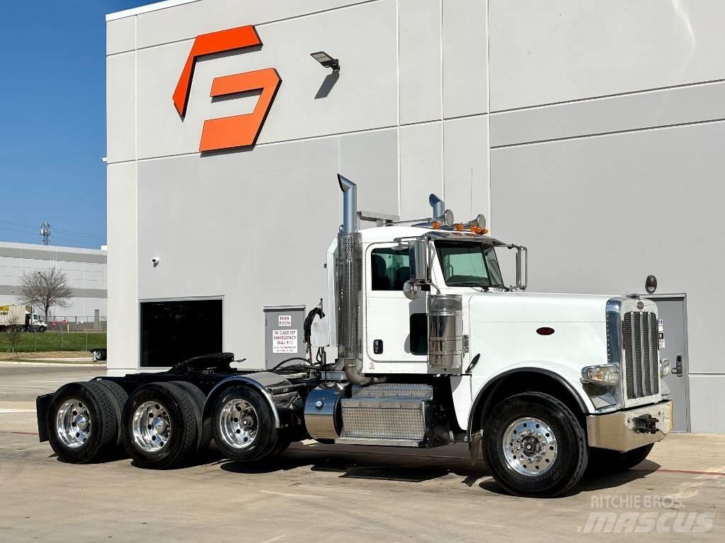 Peterbilt 388 Trekkers
