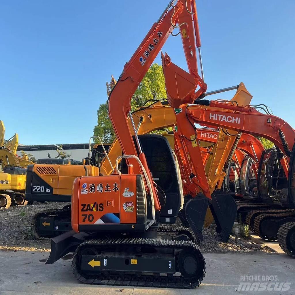 Hitachi ZX 70 Rupsgraafmachines