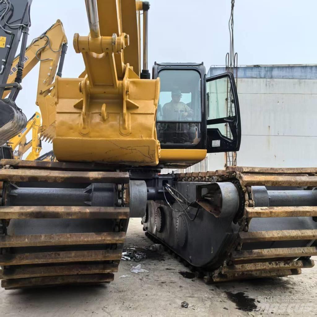 CAT 320 D Amfibische graafmachines