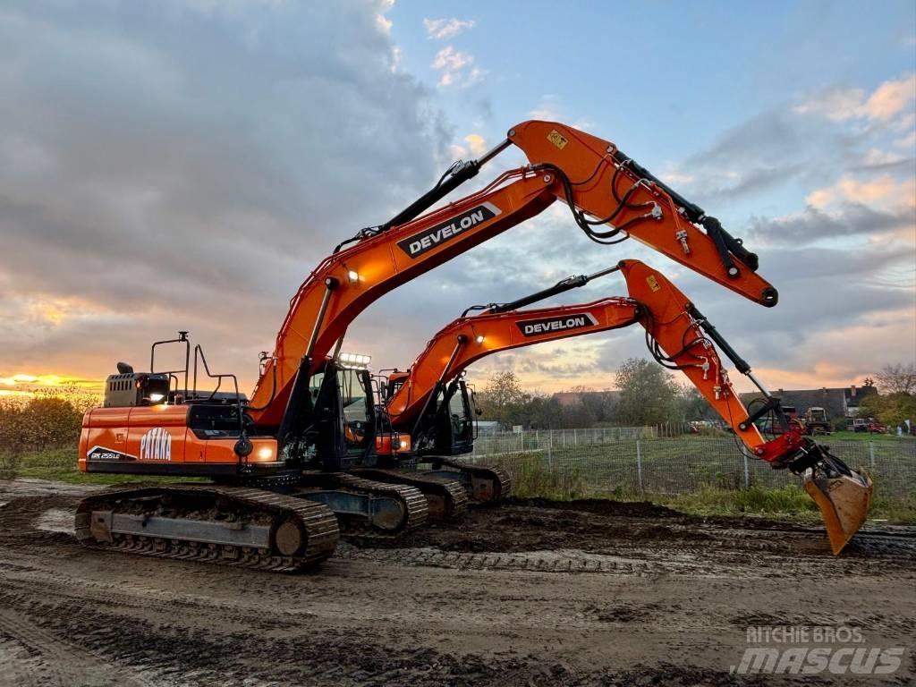 Doosan DX 255 Rupsgraafmachines