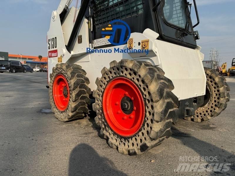 Bobcat S 130 Schrankladers