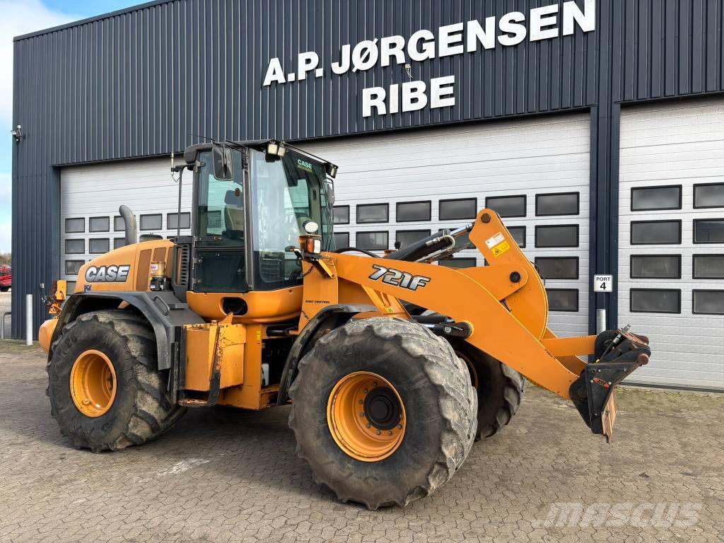 Case IH 721 F 721 F Knik- en schrankladers