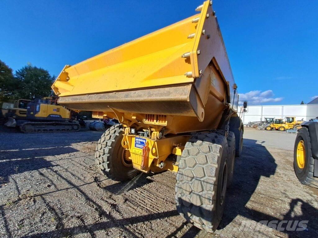 Volvo A25G Knik dumptrucks