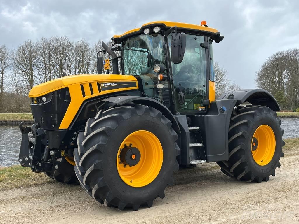 JCB Fastrac 4220 Tractoren
