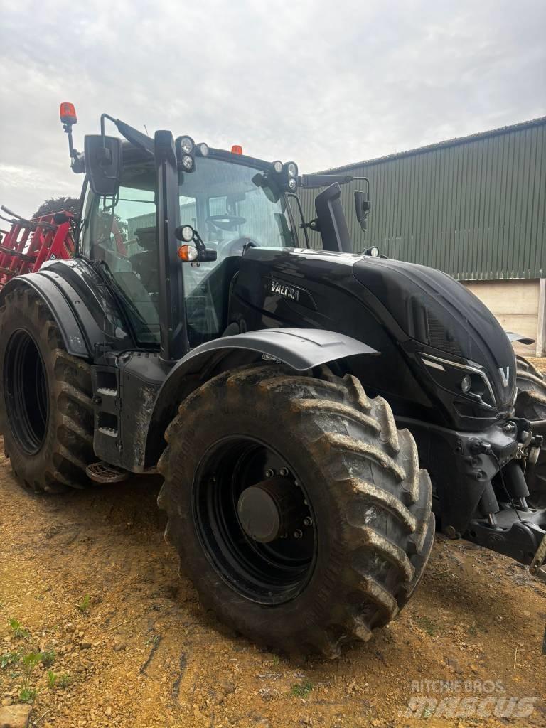 Valtra T 254 V Tractoren