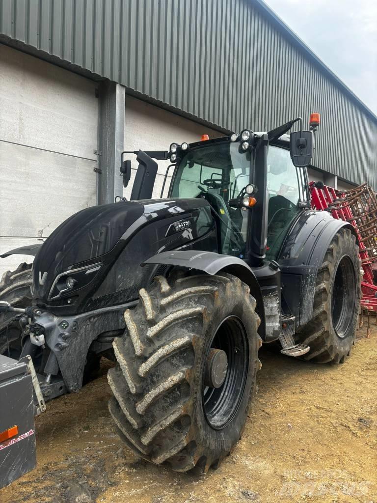 Valtra T 254 V Tractoren