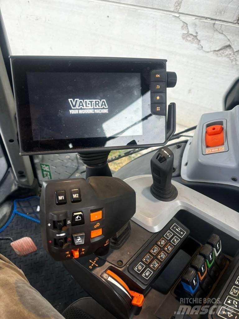 Valtra T 254 V Tractoren