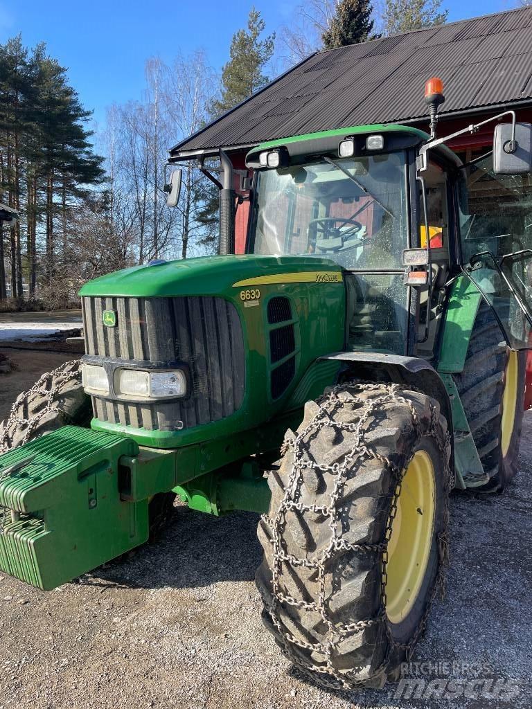 John Deere 6630STD Tractoren